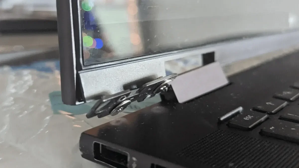 Laptop Menteşe Kırıldı, Kasa Açılmıyor: Sıfır Kasa Almadan Garantili Onarım Mümkün!